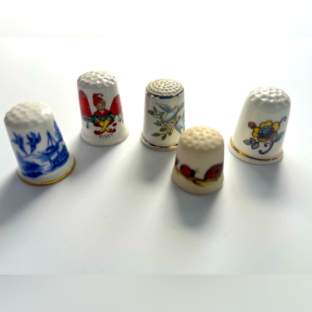 Lot of 5 various thimbles